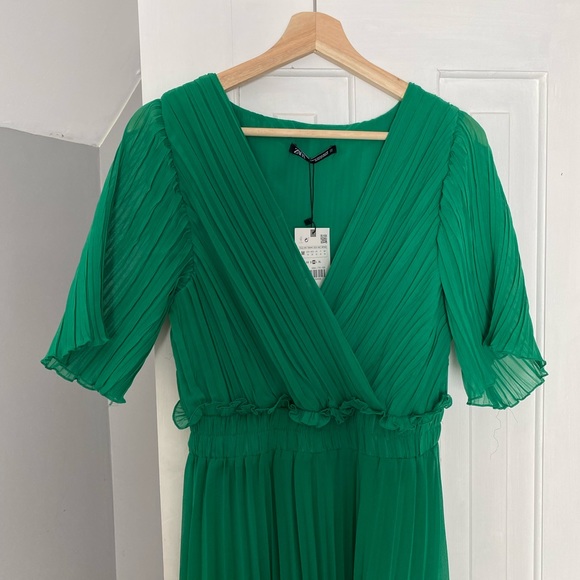 SOLD Zara dress - Picture 3 of 5